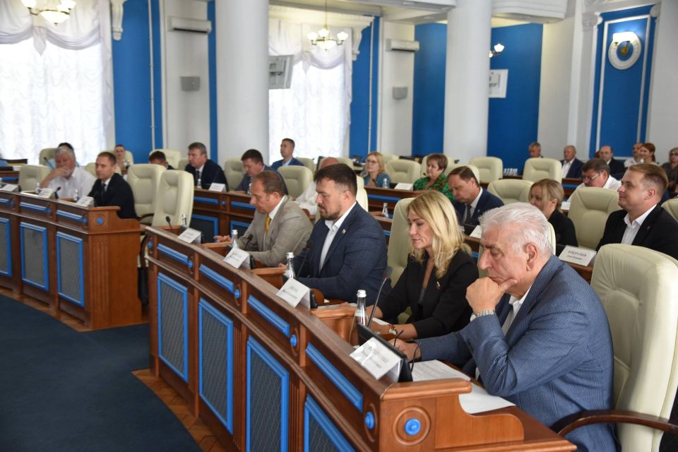 Владимир Немцев: На пленарном заседании был принят проект постановления о внесении совместной законодательной инициативы вместе с парламентами Москвы, Санкт-Петербурга, Республики Северная Осетия-Алания и Тюмени Владимир Немцев: На пленарном заседании был принят проект постановления о внесении совместной законодательной инициативы вместе с парламентами Москвы, Санкт-Петербурга, Республики Северная Осетия-Алания и Тюмени