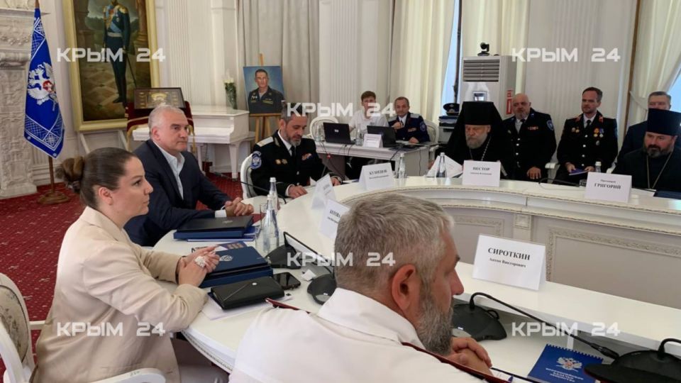 В Крыму провели заседание Совета атаманов России В Крыму провели заседание Совета атаманов России
