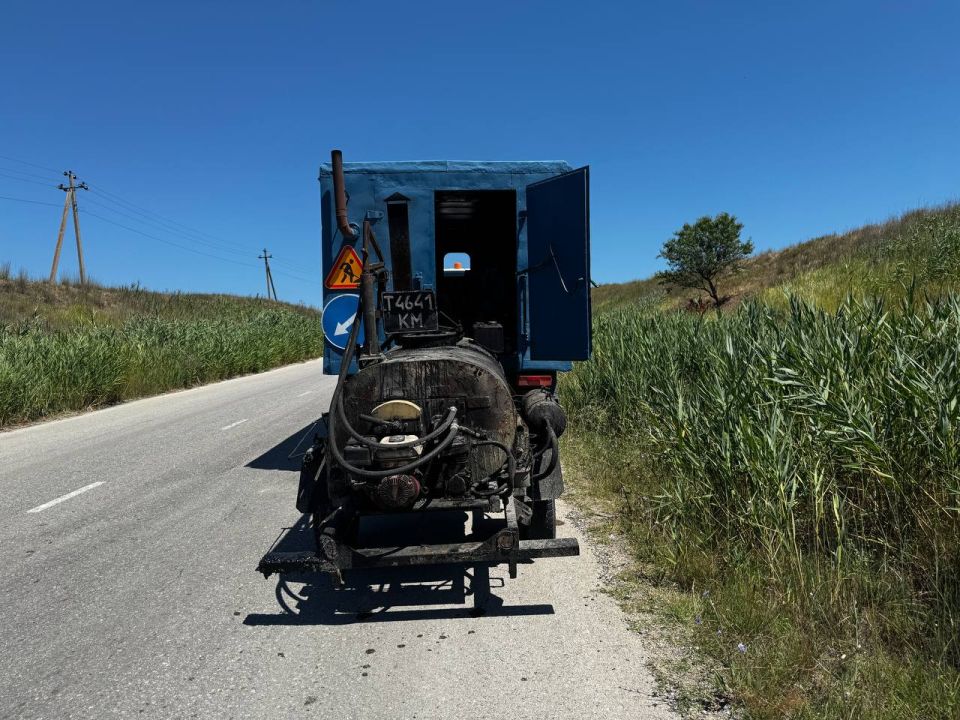 Керченский филиал ГУП РК «Крымавтодор» продолжает работу по замене верхних изношенных слоёв дорог Керченский филиал ГУП РК «Крымавтодор» продолжает работу по замене верхних изношенных слоёв дорог