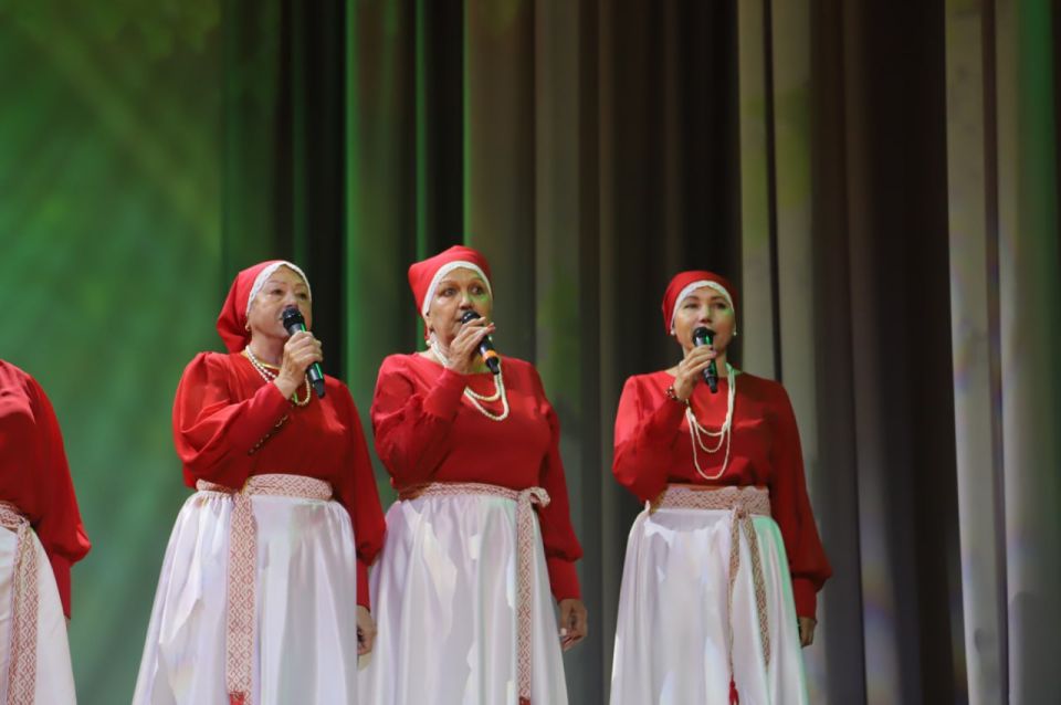 Ольга Урайкина: Сегодня, в День семьи, любви и верности, в районном Доме культуре состоялся X районный фестиваль-эстафета творческих семей "Ладья семейного счастья" Ольга Урайкина: Сегодня, в День семьи, любви и верности, в районном Доме культуре состоялся X районный фестиваль-эстафета творческих семей "Ладья семейного счастья"