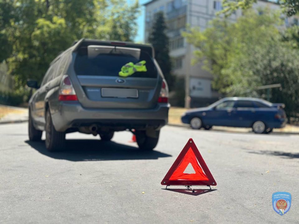 Иномарка сбила ребёнка на самокате в Севастополе Иномарка сбила ребёнка на самокате в Севастополе