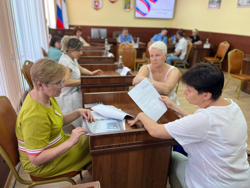 В Джанкое прошёл Единый день оказания бесплатной юридической помощи В Джанкое прошёл Единый день оказания бесплатной юридической помощи