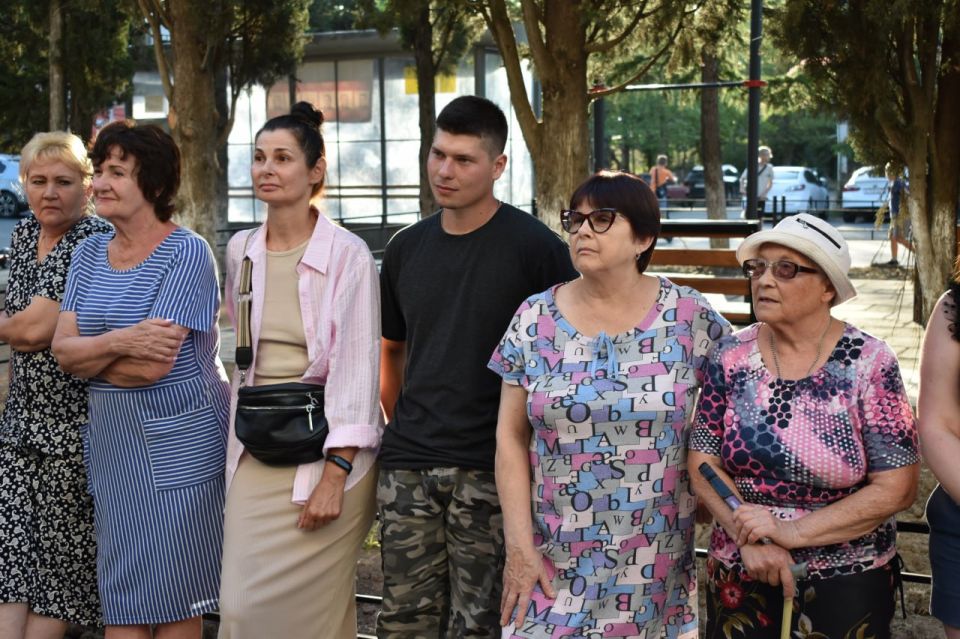 Галина Огнёва: Ко мне поступили обращения от жителей села Изобильное, проживающих в домах №47 и №49 по улице Новой, относительно работы управляющей компании Галина Огнёва: Ко мне поступили обращения от жителей села Изобильное, проживающих в домах №47 и №49 по улице Новой, относительно работы управляющей компании
