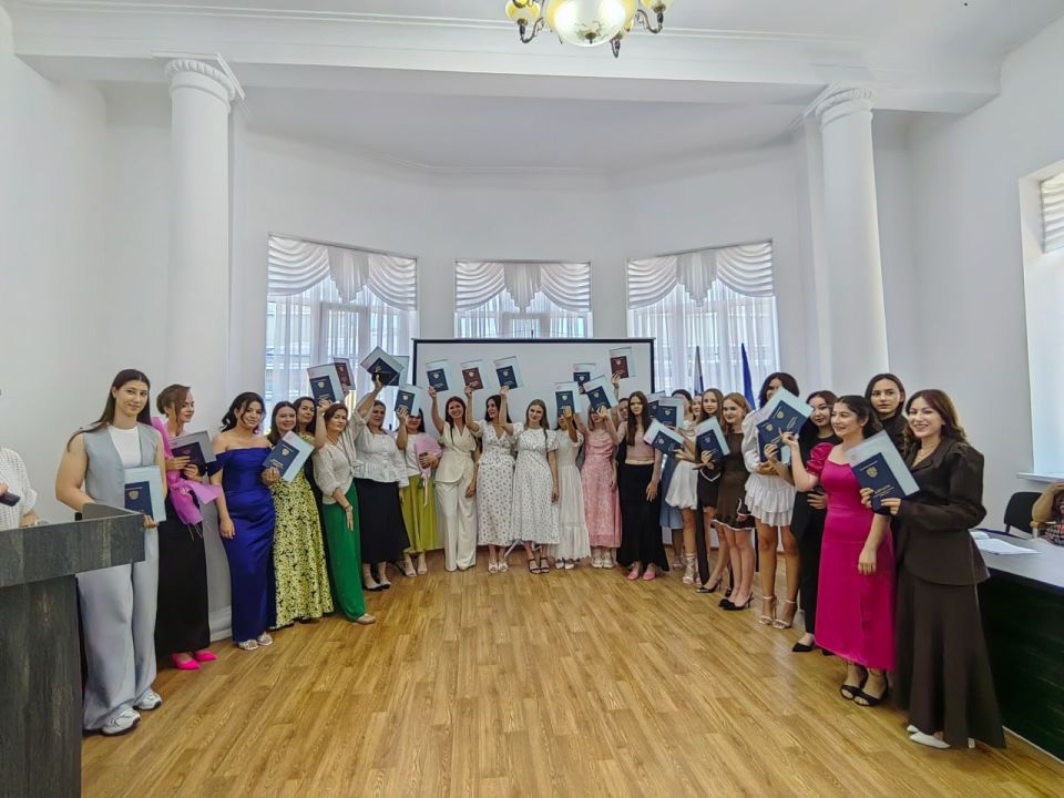 Почти полторы тысячи молодых специалистов выпустились в этом году из медицинских колледжей Минздрава Крыма Почти полторы тысячи молодых специалистов выпустились в этом году из медицинских колледжей Минздрава Крыма