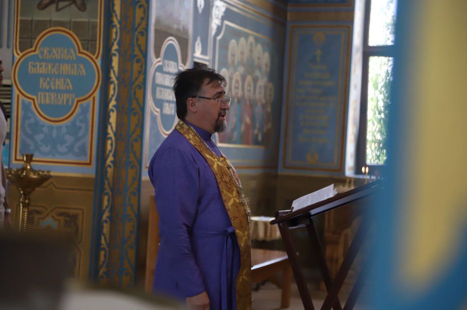 Анжелика Ястребова: В завершении визита делегации Госсовета Республики Крым, Владимир Константинов посетил храм Феодоровской иконы Божией матери в Бахчисарае Анжелика Ястребова: В завершении визита делегации Госсовета Республики Крым, Владимир Константинов посетил храм Феодоровской иконы Божией матери в Бахчисарае