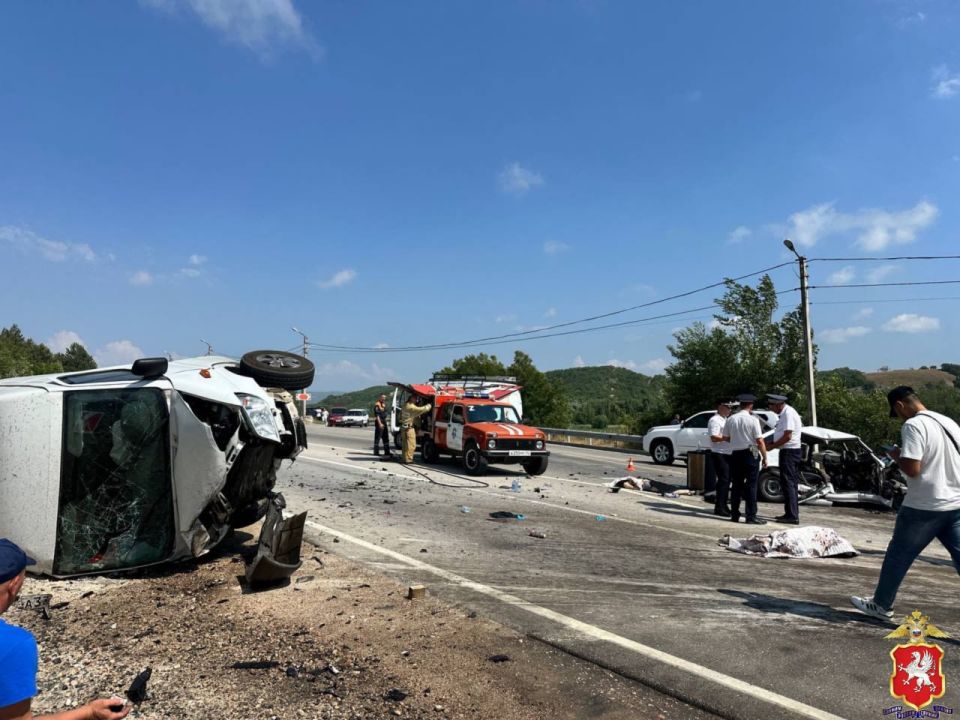 Четыре человека погибло в ДТП в Севастополе Четыре человека погибло в ДТП в Севастополе