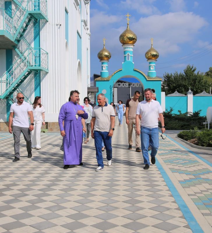 Дмитрий Скобликов: Председатель Госсовета РК Владимир Константинов посетил Бахчисарай с рабочим визитом Дмитрий Скобликов: Председатель Госсовета РК Владимир Константинов посетил Бахчисарай с рабочим визитом