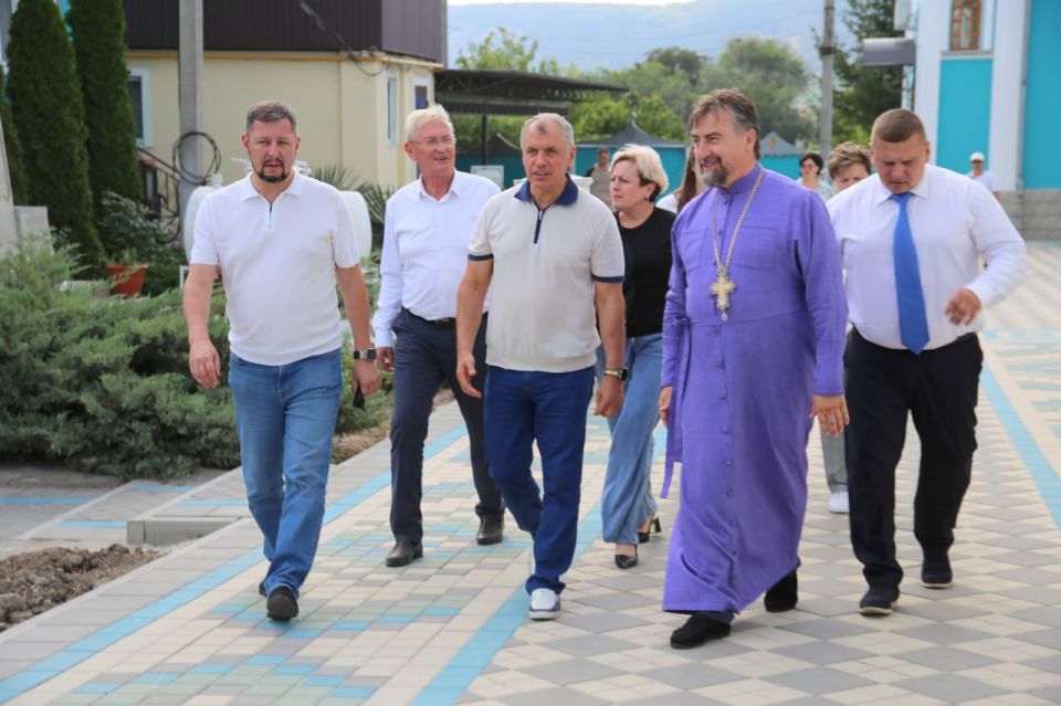Дмитрий Скобликов: Председатель Госсовета РК Владимир Константинов посетил Бахчисарай с рабочим визитом Дмитрий Скобликов: Председатель Госсовета РК Владимир Константинов посетил Бахчисарай с рабочим визитом