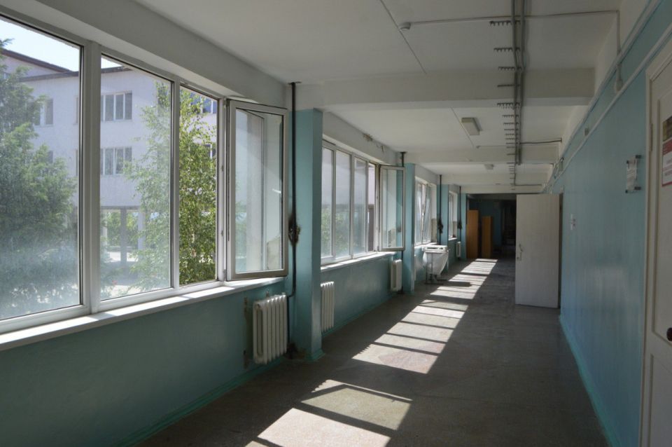 В Симферополе завершается капитальный ремонт школы-гимназии №10 В Симферополе завершается капитальный ремонт школы-гимназии №10