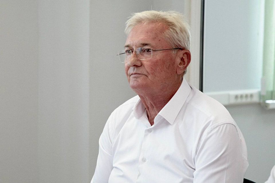 ��� ��������� �������� � �������� ��������� � �����