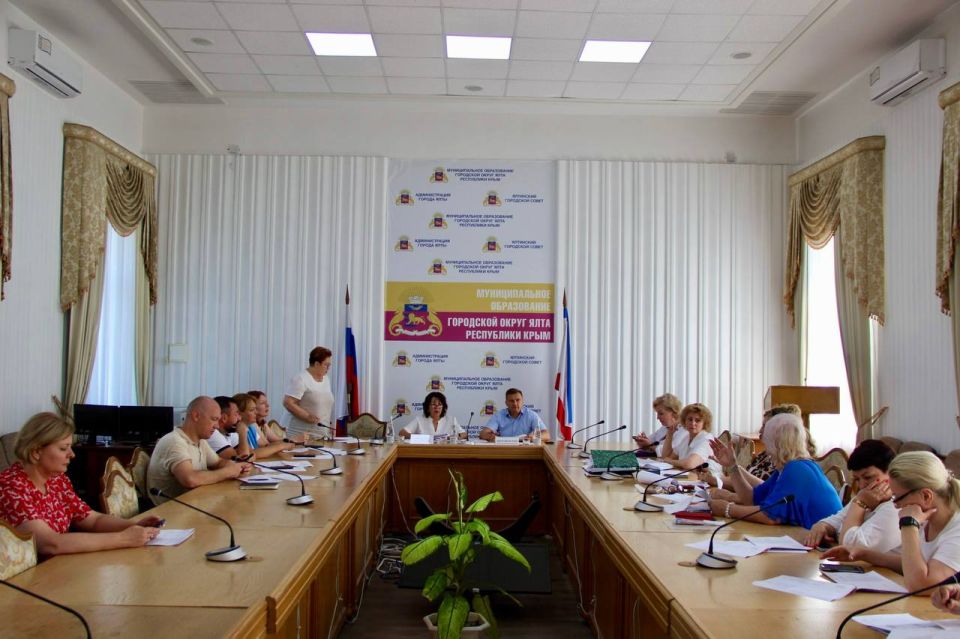 Константин Шимановский: Выполнили ответственную миссию - выбрали кандидатов для занесения на Доску почёта, которую мы обновим 8 августа ко Дню города! Константин Шимановский: Выполнили ответственную миссию - выбрали кандидатов для занесения на Доску почёта, которую мы обновим 8 августа ко Дню города!