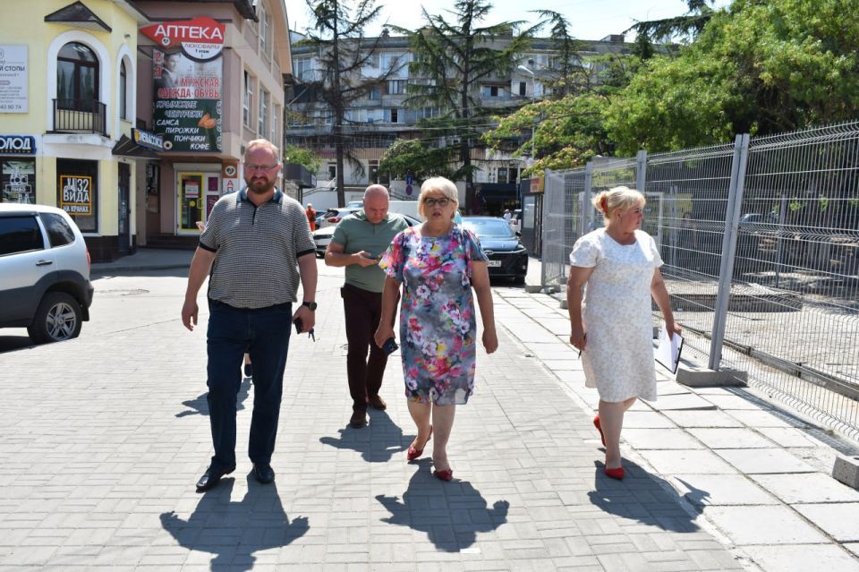 Галина Огнёва: Сегодня в рамках контроля за санитарным состоянием города посетила территорию автовокзала Галина Огнёва: Сегодня в рамках контроля за санитарным состоянием города посетила территорию автовокзала