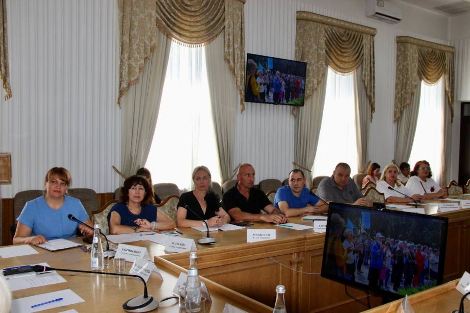 Константин Шимановский: С представителями национально-культурных объединений Ялты обсудили вопросы реализации государственной национальной политики и профилактики экстремизма в муниципалитете Константин Шимановский: С представителями национально-культурных объединений Ялты обсудили вопросы реализации государственной национальной политики и профилактики экстремизма в муниципалитете
