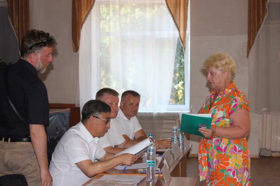 Владимир Ким: Вчера с коллегами встречались с председателями советов МКД по улицам Федько, Чкалова, Революционная, Боевая, Симферопольское шоссе, Пушкина, Карла Маркса Владимир Ким: Вчера с коллегами встречались с председателями советов МКД по улицам Федько, Чкалова, Революционная, Боевая, Симферопольское шоссе, Пушкина, Карла Маркса