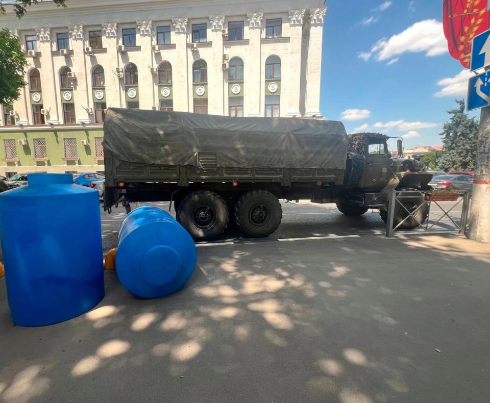 Общественная палата Крыма отправила очередной груз гуманитарной помощи бойцам на Херсонском направлении Общественная палата Крыма отправила очередной груз гуманитарной помощи бойцам на Херсонском направлении