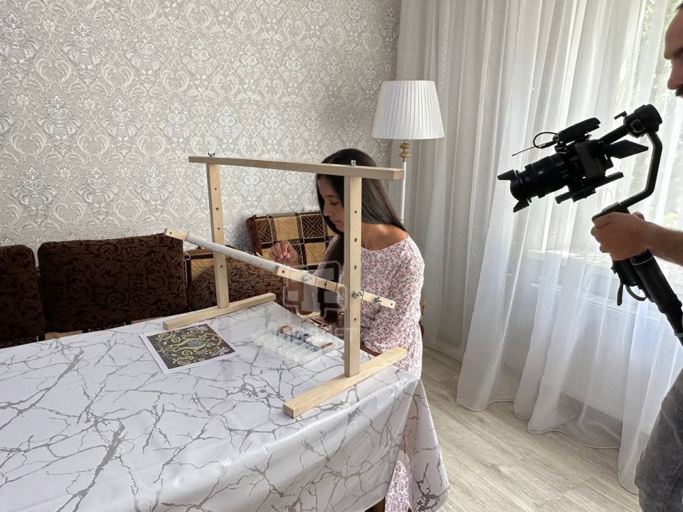 Жительница Белогорска Севиля Акимова стала лауреатом Всероссийской общественно-государственной инициативы с международным участием «Горячее сердце 2025» Жительница Белогорска Севиля Акимова стала лауреатом Всероссийской общественно-государственной инициативы с международным участием «Горячее сердце 2025»