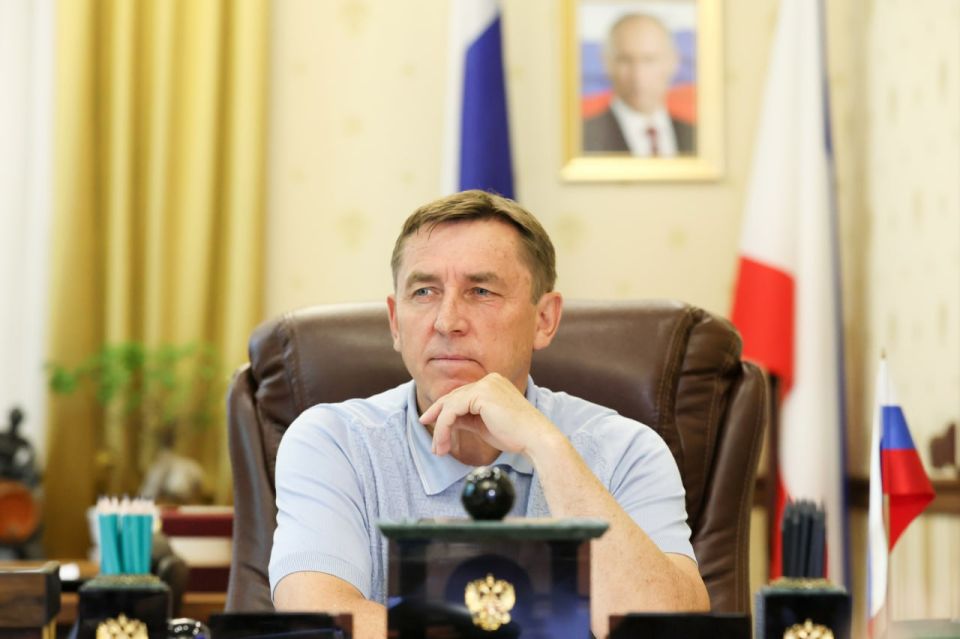 Сергей Аксёнов: Поздравляю Председателя Совета министров Республики Крым, моего друга и соратника Юрия Михайловича Гоцанюка с днем рождения!