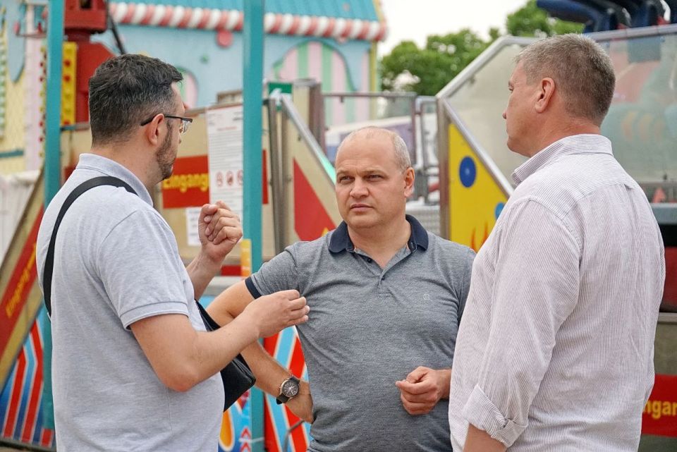 Александр Юрьев: Принял участие в совместной проверке аттракционов, организованной Прокуратурой города, Отделом МВД по г. Евпатории и Инспекцией по надзору за техническим состоянием самоходных машин и других видов техники... Александр Юрьев: Принял участие в совместной проверке аттракционов, организованной Прокуратурой города, Отделом МВД по г. Евпатории и Инспекцией по надзору за техническим состоянием самоходных машин и других видов техники...