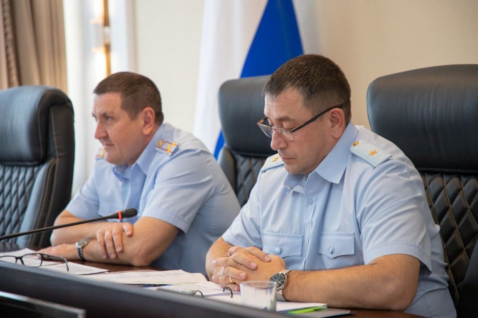 Сегодня в УМВД России по г. Севастополю состоялось заседание коллегии, на котором были подведены итоги работы территориального органа за первое полугодие текущего года Сегодня в УМВД России по г. Севастополю состоялось заседание коллегии, на котором были подведены итоги работы территориального органа за первое полугодие текущего года