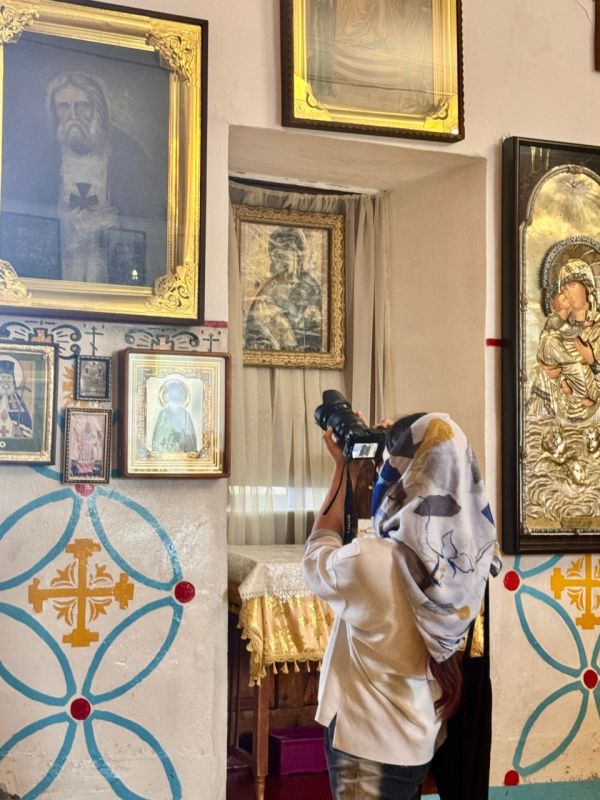 Свято-Никольский храм в Бахчисарае Свято-Никольский храм в Бахчисарае