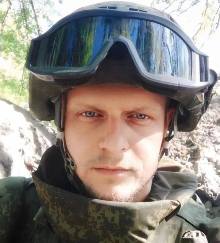 Вручил медаль «Мать погибшего защитника Отечества» Светлане Валерьевне Гамовой Вручил медаль «Мать погибшего защитника Отечества» Светлане Валерьевне Гамовой