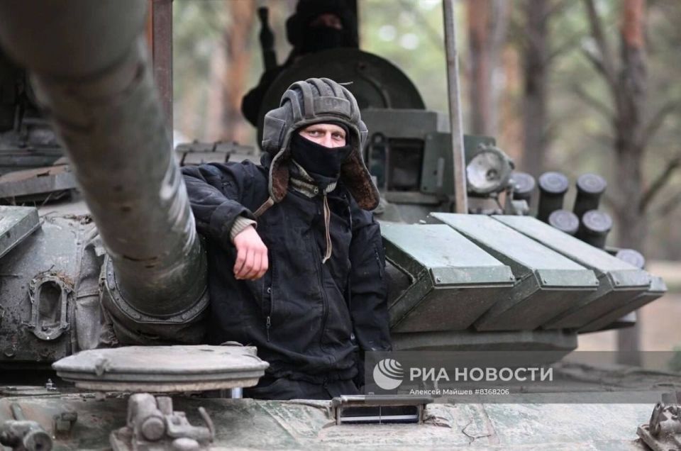Вручил медаль «Мать погибшего защитника Отечества» Светлане Валерьевне Гамовой Вручил медаль «Мать погибшего защитника Отечества» Светлане Валерьевне Гамовой
