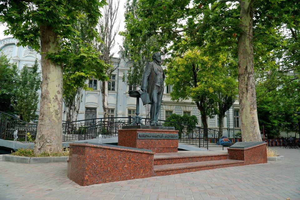 Евпатория приняла свыше 200 тысяч организованных туристов с начала года Евпатория приняла свыше 200 тысяч организованных туристов с начала года
