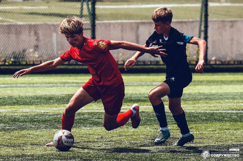  :     3                U-15!