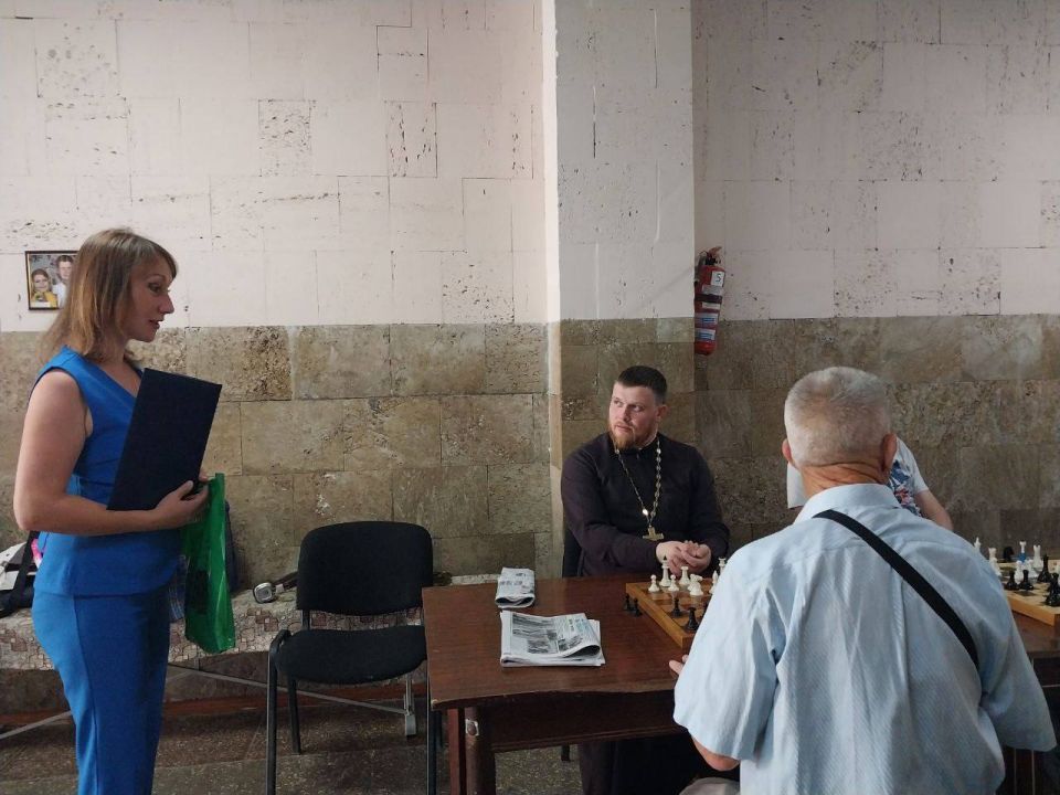 Сегодня в Белогорском доме культуры прошёл турнир по шахматам – в честь Международного Дня шахмат Сегодня в Белогорском доме культуры прошёл турнир по шахматам – в честь Международного Дня шахмат