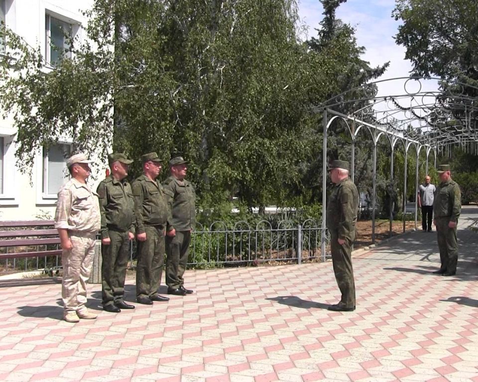 Руководство и сотрудники военных следственных органов СК России провели личный прием военнослужащих в Сакском военном клиническом санатории им. Н.И. Пирогова Руководство и сотрудники военных следственных органов СК России провели личный прием военнослужащих в Сакском военном клиническом санатории им. Н.И. Пирогова