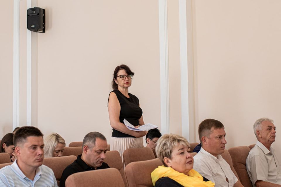 В Симферополе состоялось оперативно-хозяйственное совещание, на котором руководители структурных подразделений отчитались о проделанной работе В Симферополе состоялось оперативно-хозяйственное совещание, на котором руководители структурных подразделений отчитались о проделанной работе