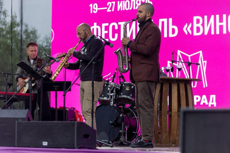 Фестиваль «Виноград» в Новом Уренгое Фестиваль «Виноград» в Новом Уренгое
