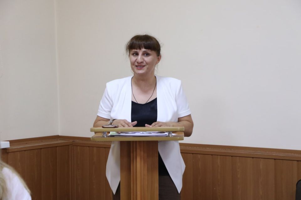 Ольга Урайкина: В малом зале администрации Бахчисарайского района состоялась конференция "Дом где важен каждый - проект не на один год" Ольга Урайкина: В малом зале администрации Бахчисарайского района состоялась конференция "Дом где важен каждый - проект не на один год"