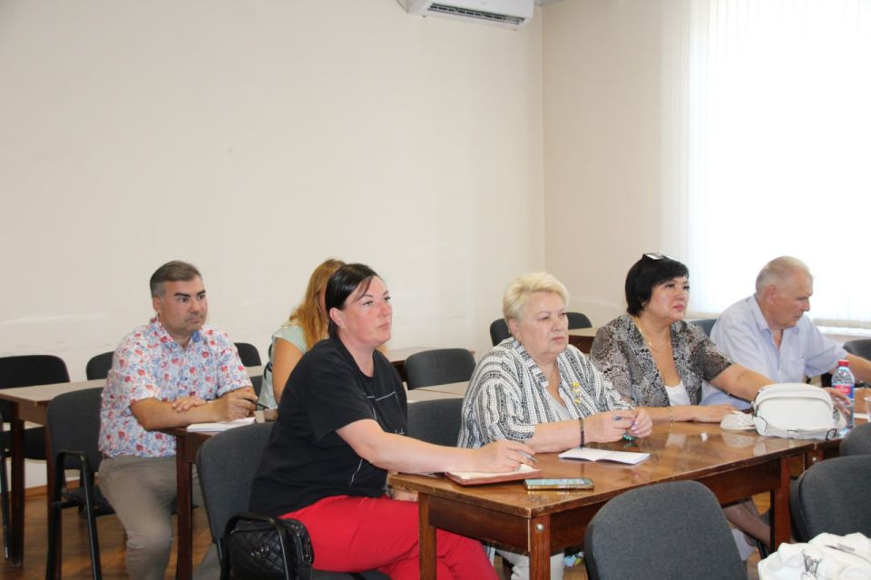 В Крыму прошел семинар для НКО по получению грантовой поддержки В Крыму прошел семинар для НКО по получению грантовой поддержки