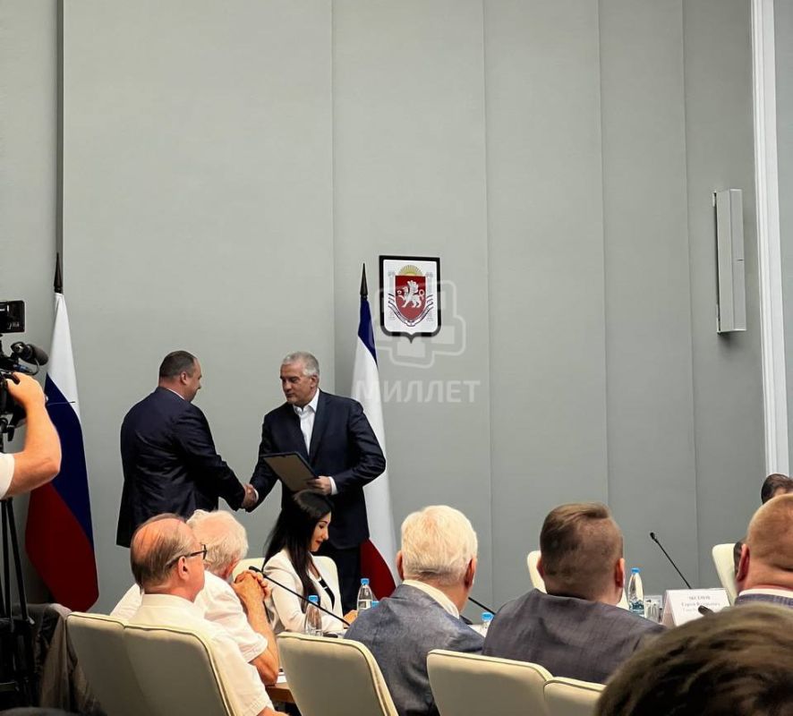 Крымские власти финансово поддержат объединение усилий местных учёных и промышленности в разработке новой продукции, которая будет запущена в серийное производство Крымские власти финансово поддержат объединение усилий местных учёных и промышленности в разработке новой продукции, которая будет запущена в серийное производство