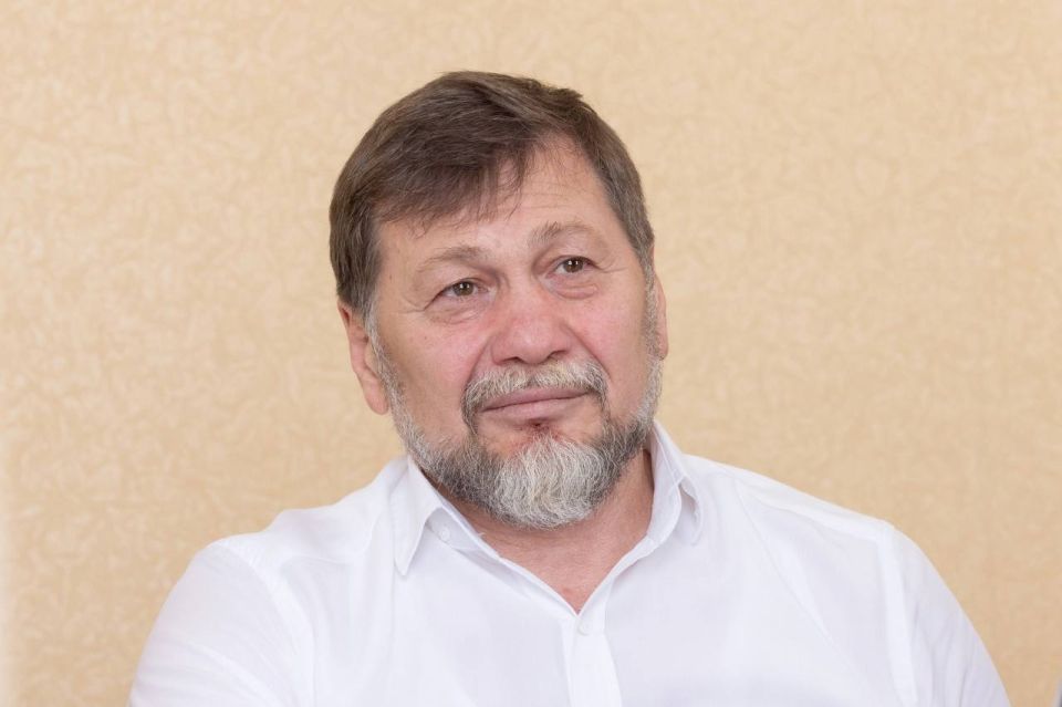 Ольга Торубарова: Сегодня Республику Крым с рабочим визитом посетил Первый Заместитель Министра Спорта Российской Федерации Одес Хасаевич Байсултанов Ольга Торубарова: Сегодня Республику Крым с рабочим визитом посетил Первый Заместитель Министра Спорта Российской Федерации Одес Хасаевич Байсултанов