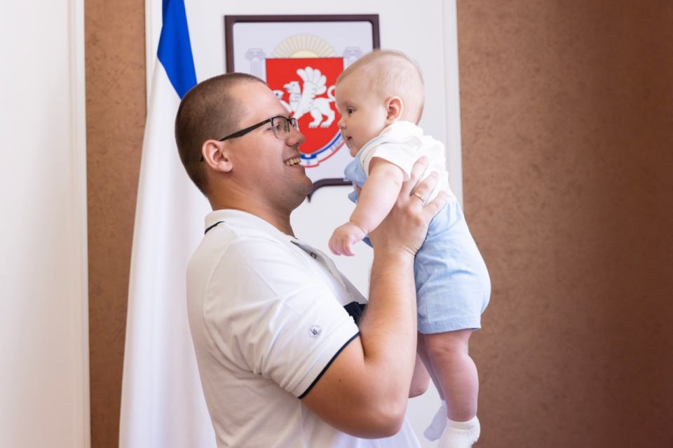  :     ,     ,       1  