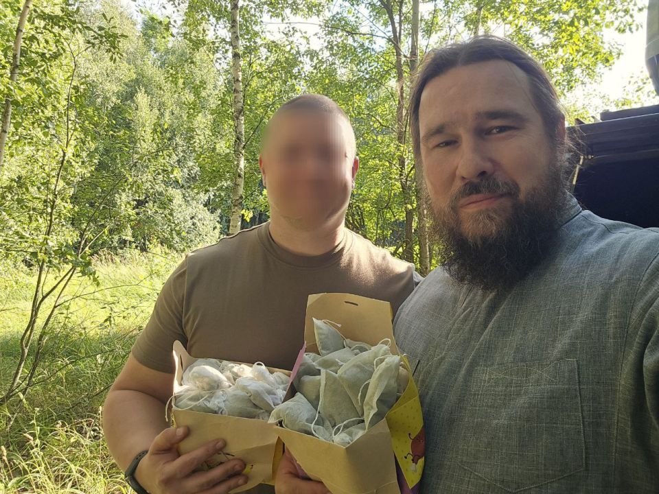 Очередную партию гуманитарной помощи собрали верующие крымчане Очередную партию гуманитарной помощи собрали верующие крымчане