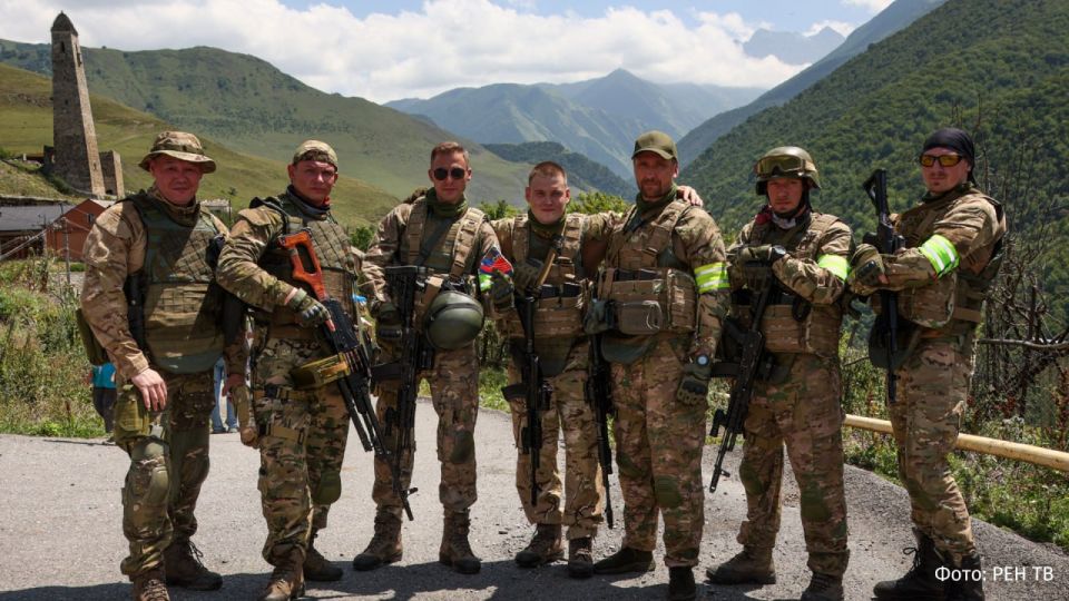 "СПЕЦЫ": героическую боевую работу спецназа ФСБ покажут в новом сериале "СПЕЦЫ": героическую боевую работу спецназа ФСБ покажут в новом сериале
