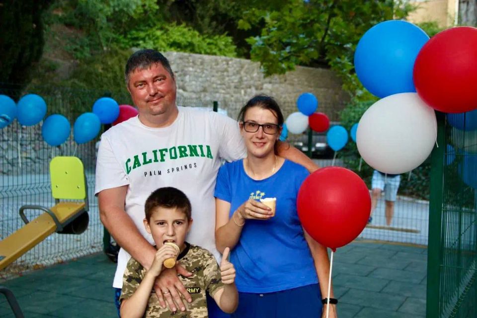 Константин Шимановский: Яркое завершение рабочей недели! В районе улицы Видовой проезд, 5 состоялось открытие детской площадки Константин Шимановский: Яркое завершение рабочей недели! В районе улицы Видовой проезд, 5 состоялось открытие детской площадки