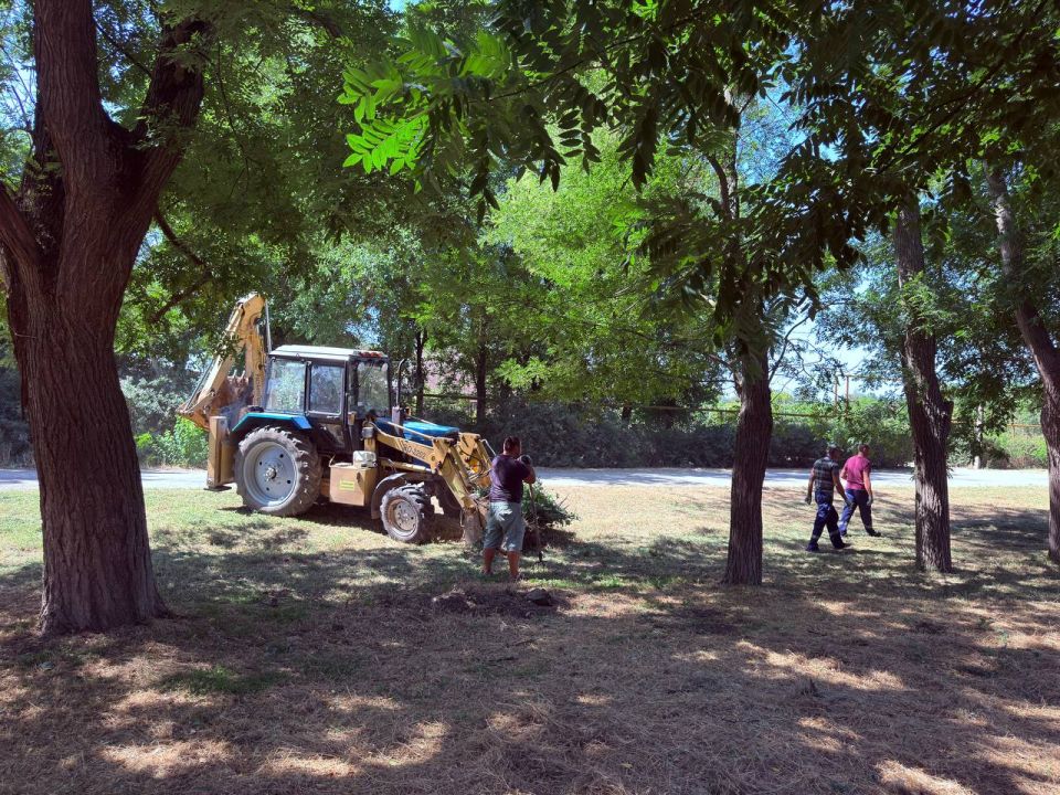 Антон Кравец: Проведен мониторинг санитарной очистки в селе Зеленое Антон Кравец: Проведен мониторинг санитарной очистки в селе Зеленое