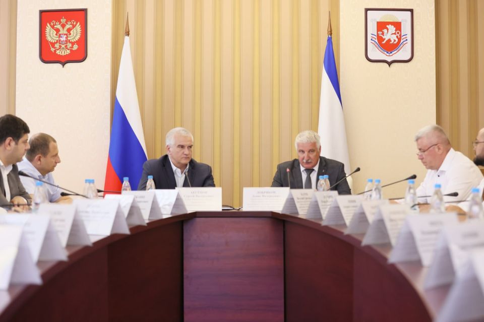 В Крыму увеличат финансирование Добровольного общества содействия армии до 30 млн рублей в год В Крыму увеличат финансирование Добровольного общества содействия армии до 30 млн рублей в год