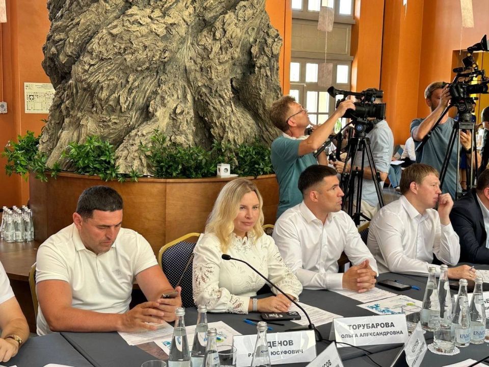 Ольга Торубарова: Приняла участие в совещании по вопросам подготовки, организации и проведения Фестиваля культуры и спорта народов Юга России, приуроченного к празднованию 80-й годовщины Победы в Великой Отечественной войне... Ольга Торубарова: Приняла участие в совещании по вопросам подготовки, организации и проведения Фестиваля культуры и спорта народов Юга России, приуроченного к празднованию 80-й годовщины Победы в Великой Отечественной войне...