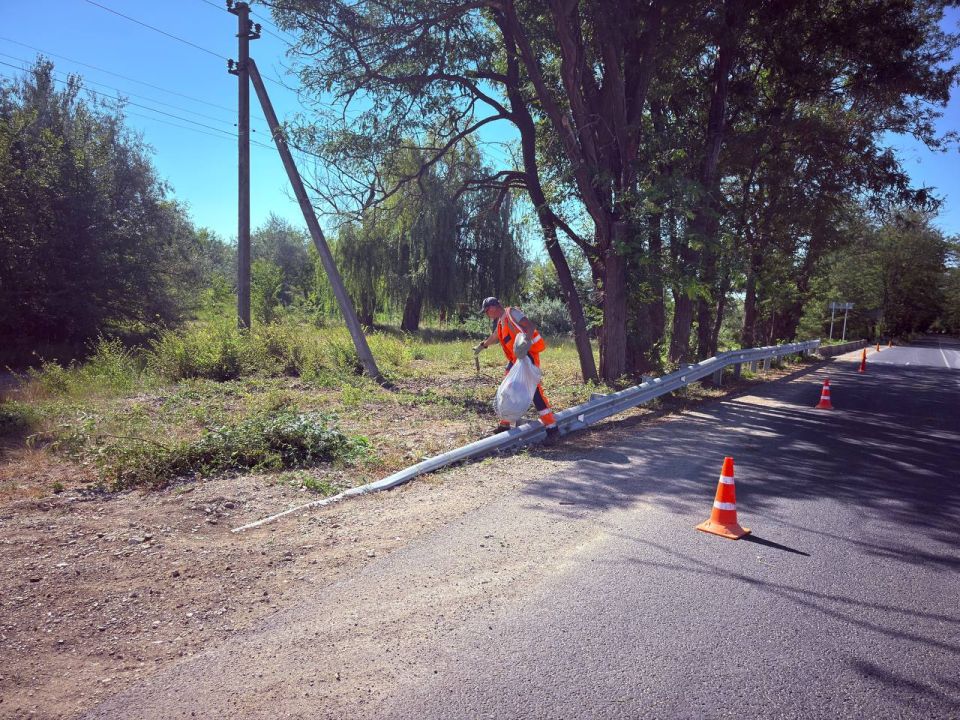 Антон Кравец: Проведен мониторинг санитарной очистки в селе Зеленое Антон Кравец: Проведен мониторинг санитарной очистки в селе Зеленое