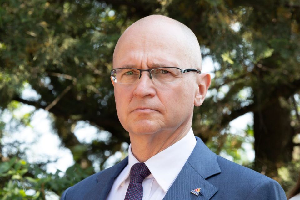 Сергей Аксёнов: Рад поздравить с днем рождения Первого заместителя Руководителя Администрации Президента Российской Федерации Сергея Владиленовича Кириенко!