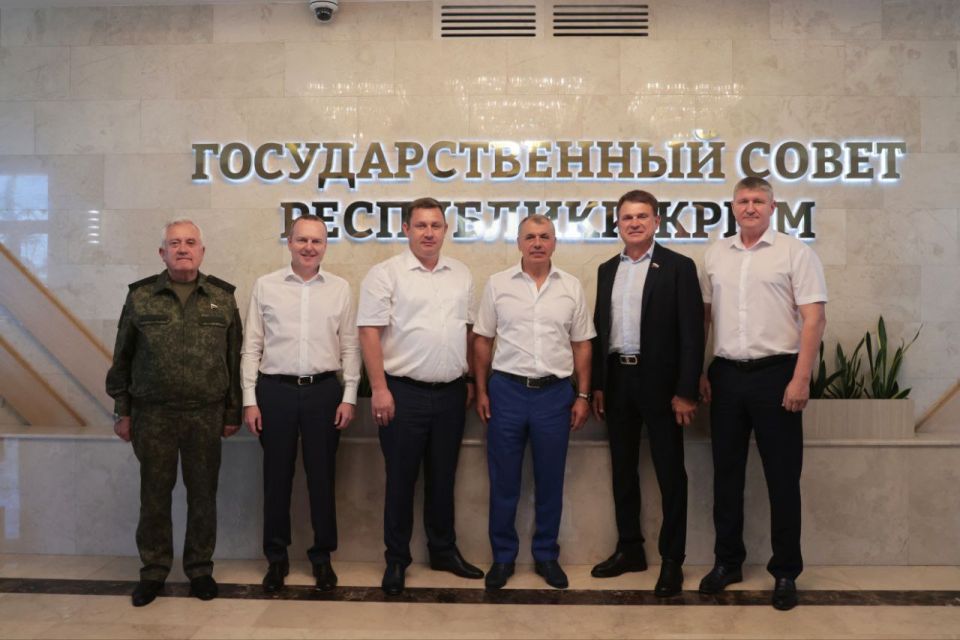 Владимир Константинов: После завершения весенней сессии в Государственной Думе РФ встретились с депутатами, представляющими интересы крымчан в российском парламенте Владимир Константинов: После завершения весенней сессии в Государственной Думе РФ встретились с депутатами, представляющими интересы крымчан в российском парламенте