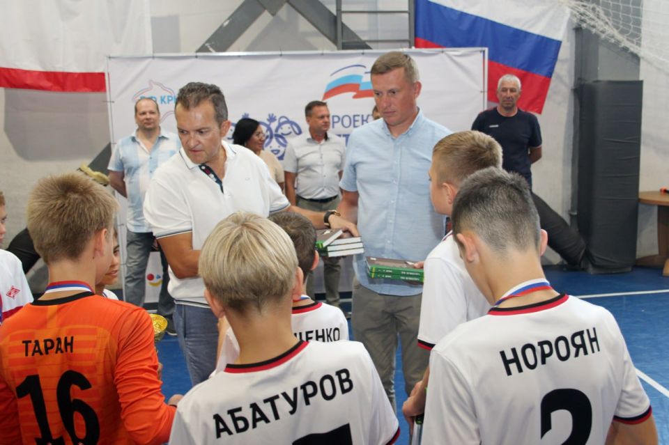 В Симферополе завершился отборочный этап фестиваля «Крымское лето-2025» по футболу В Симферополе завершился отборочный этап фестиваля «Крымское лето-2025» по футболу