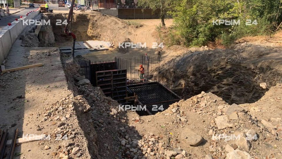 В селе Аромат Бахчисарайского района проводят капремонт моста за 99 млн рублей В селе Аромат Бахчисарайского района проводят капремонт моста за 99 млн рублей