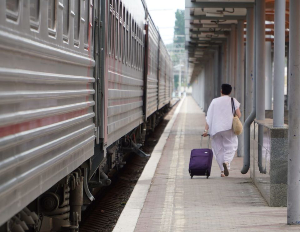 Более 1,8 млн туристов приехали на поезде в Крым с начала этого года