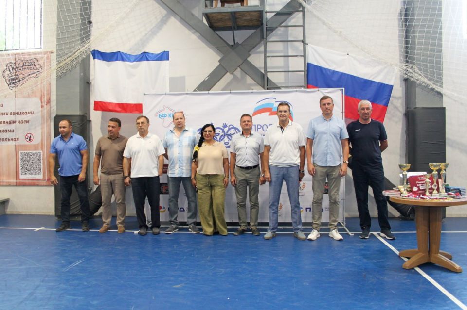 В Симферополе завершился отборочный этап фестиваля «Крымское лето-2025» по футболу В Симферополе завершился отборочный этап фестиваля «Крымское лето-2025» по футболу